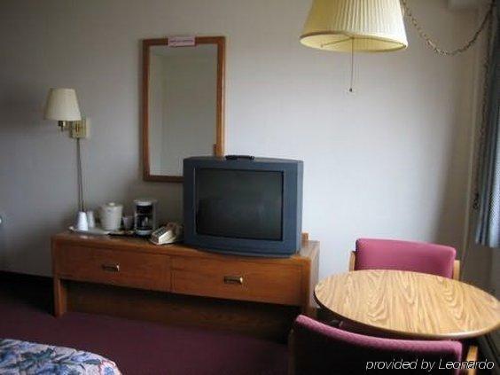 Amerivu Inn & Suites-Avon חדר תמונה