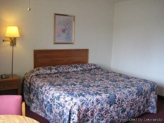 Amerivu Inn & Suites-Avon חדר תמונה