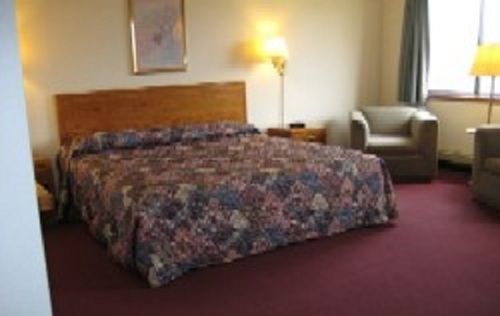 Amerivu Inn & Suites-Avon מראה חיצוני תמונה
