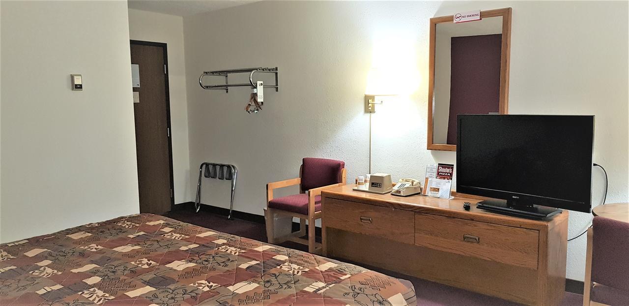 Amerivu Inn & Suites-Avon מראה חיצוני תמונה