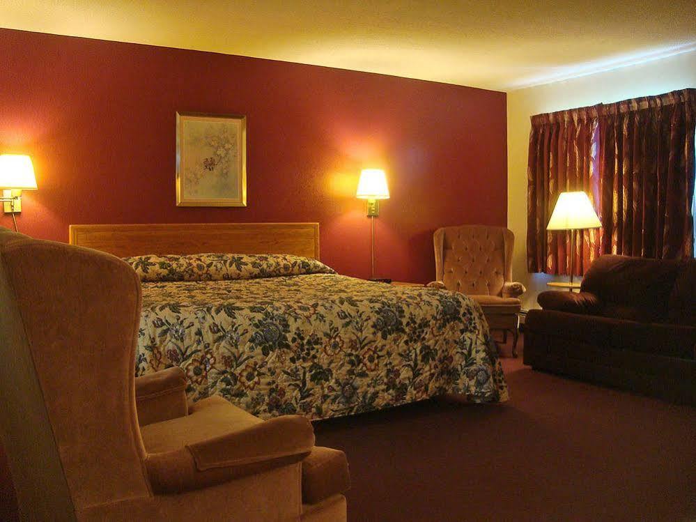 Amerivu Inn & Suites-Avon מראה חיצוני תמונה